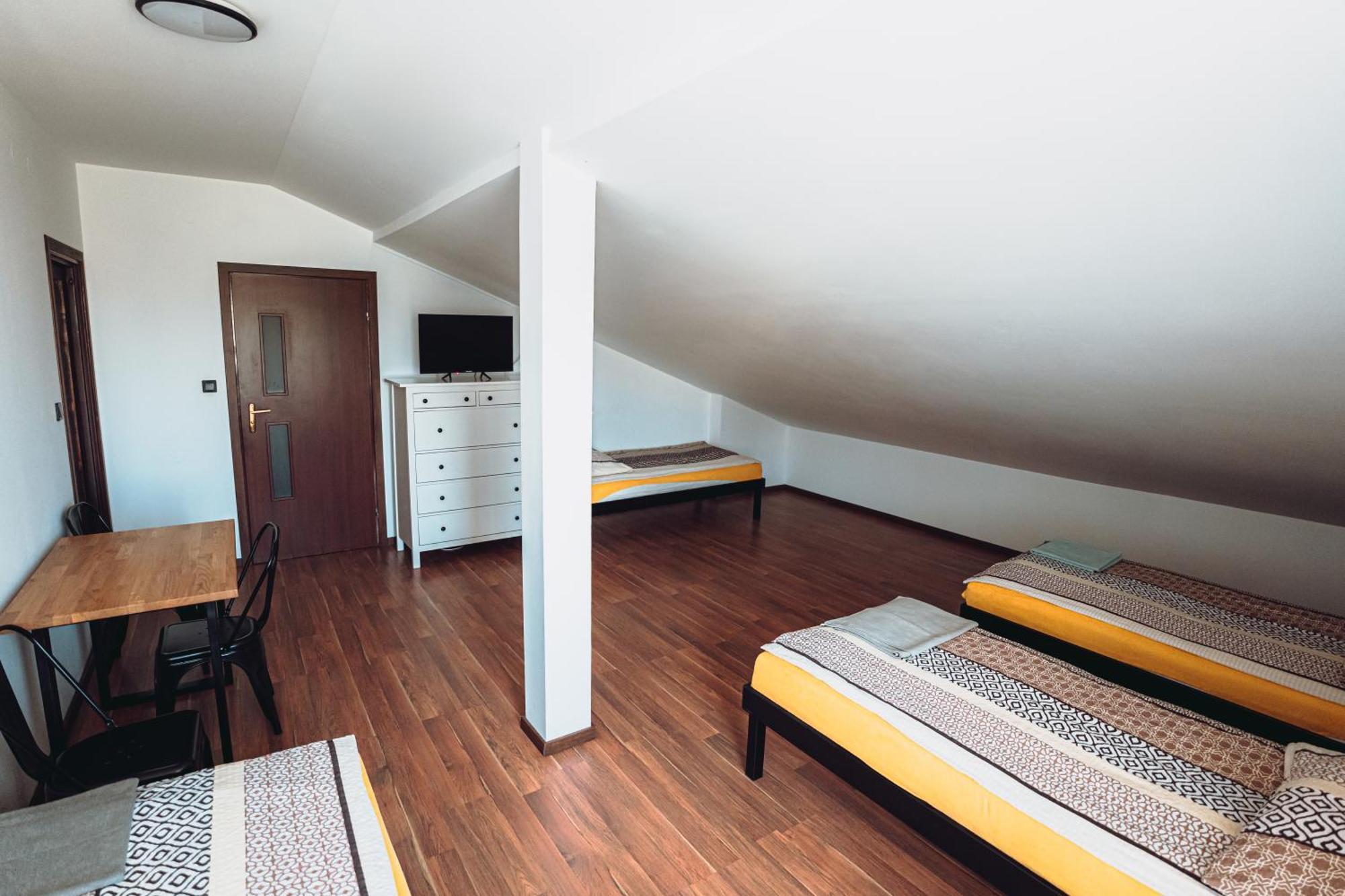 Kalwados Hotel Radzymin Ngoại thất bức ảnh